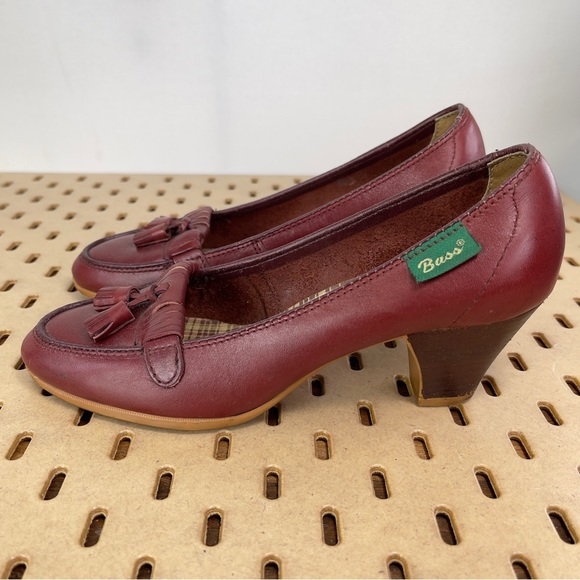 GH Bass Vintage Leather Women’s Casual Red Tassle 2 inch Low Heel Size 6 - Picture 4 of 10
